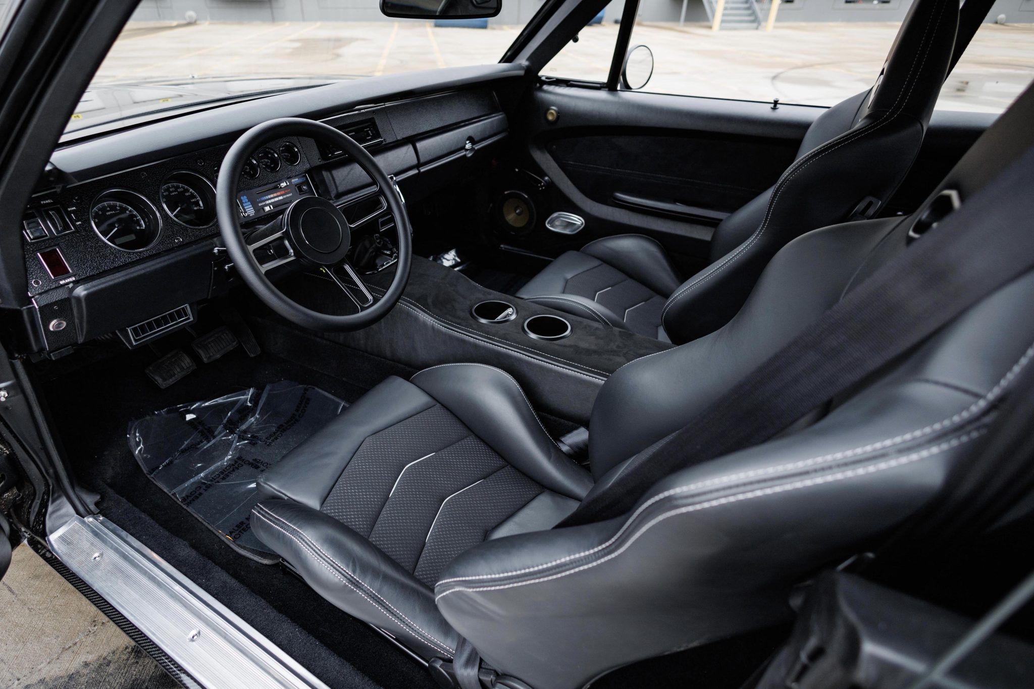 Dodge Charger Hellcrate 6-Speed